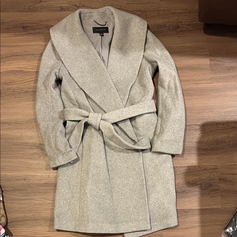Ann Taylor Elegant Gray Coat